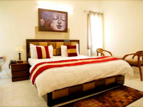 Maplewood Guest House, Neeti Bagh, New Delhiit is a Boutiqu Guest House - Room 2